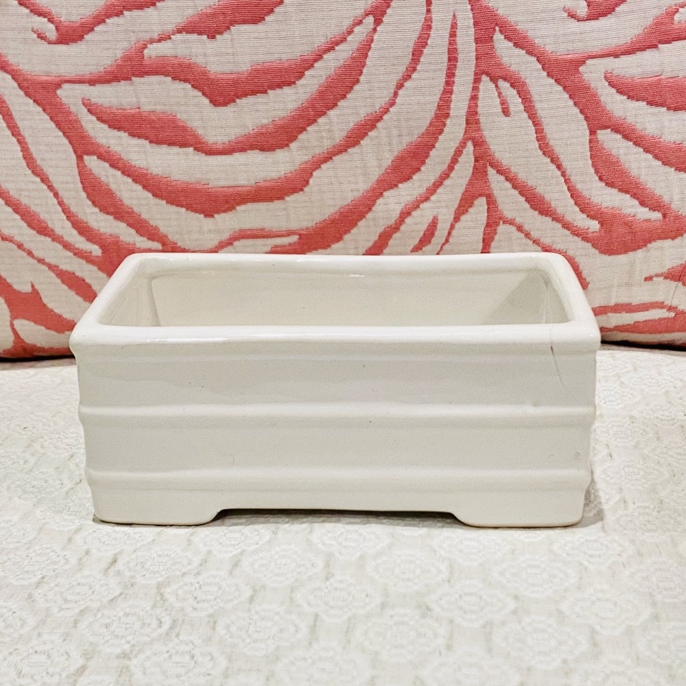O9-BUNDLE ONLY-Vintage White Stoneware Vessel Container Trinket Dish